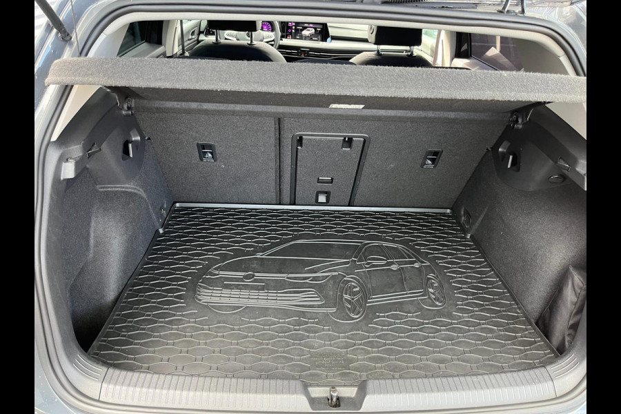 Volkswagen Golf 1.5 TSI PANORAMADAK