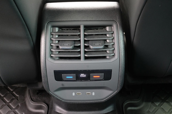 Seat Leon Sportstourer 1.4 TSI eHybrid PHEV FR 205 PK | Afneembare trekhaak | Elektrische klep | Stuur - en stoelverwarming | Camera | CarPlay | Keyless entry | LED | LMV