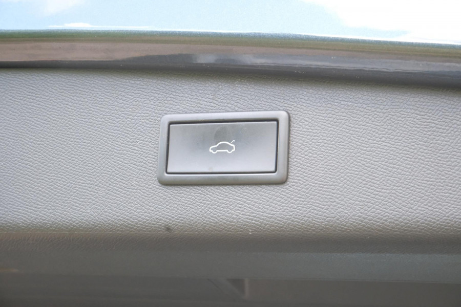 Seat Leon Sportstourer 1.4 TSI eHybrid PHEV FR 205 PK | Afneembare trekhaak | Elektrische klep | Stuur - en stoelverwarming | Camera | CarPlay | Keyless entry | LED | LMV