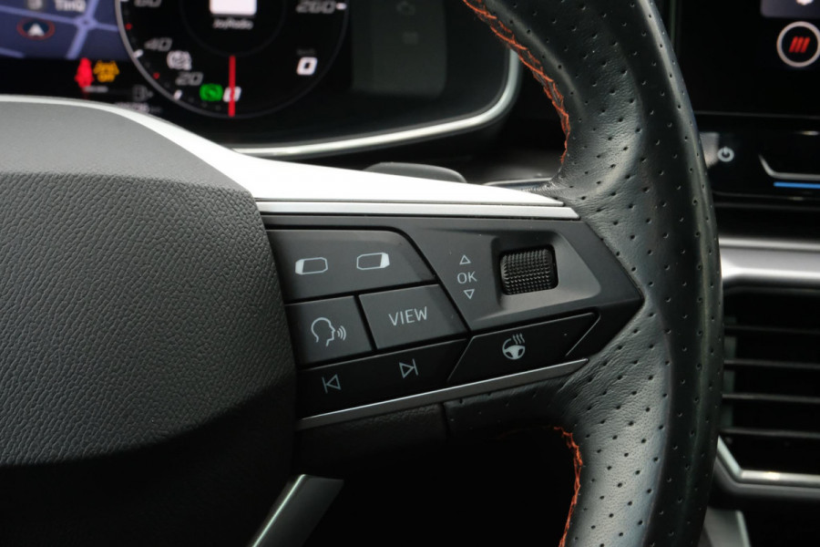 Seat Leon Sportstourer 1.4 TSI eHybrid PHEV FR 205 PK | Afneembare trekhaak | Elektrische klep | Stuur - en stoelverwarming | Camera | CarPlay | Keyless entry | LED | LMV