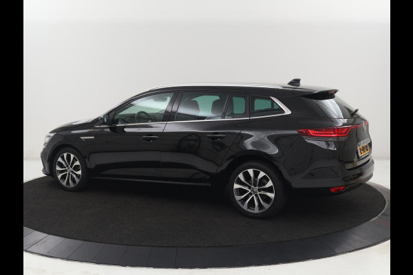 Renault Mégane 1.3 TCe Intens | Leder | Head-Up | Camera | DAB | Carplay | Stoelverwarming | Climate control | 17'' | Stuurverwarming | Cruise Control | Elektrische stoelen | Navigatie | Full LED | Keyless