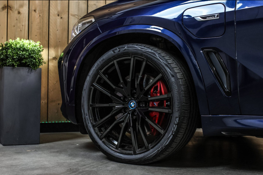 BMW X5 XDrive45e M-Sport *Pano*M-Stoelen*Achteras-Besturing*H/K*