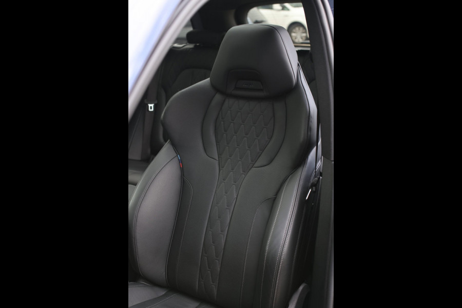 BMW X5 XDrive45e M-Sport *Pano*M-Stoelen*Achteras-Besturing*H/K*