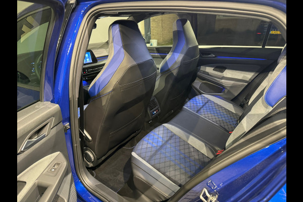 Volkswagen Golf 2.0 TSI R 4M Performance Pano|HuD|H/K|Akrapovic