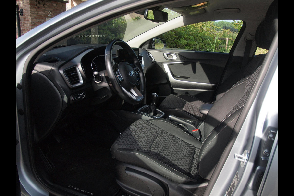Kia Ceed Sportswagon 1.0 T-GDi DynamicLine | Trekhaak | Camera | Apple Carplay | DAB | NL-Auto |