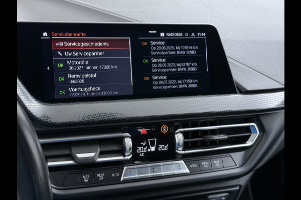 BMW 1-serie 118i AUT-7 Sport-Line Navi Ecc Live-Cockpit-Pro 1/2 Leer Sportstoelen Apple Carplay Android Auto Cruise Control Pdc Business Ed. DAB Lmv 17" Adap.Led Regen-Lichtsensor Isofix 1e Eigenaar Origineel Nederlandse Auto Dealeronderhouden