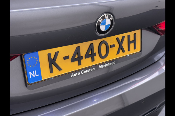 BMW 1-serie 118i AUT-7 Sport-Line Navi Ecc Live-Cockpit-Pro 1/2 Leer Sportstoelen Apple Carplay Android Auto Cruise Control Pdc Business Ed. DAB Lmv 17" Adap.Led Regen-Lichtsensor Isofix 1e Eigenaar Origineel Nederlandse Auto Dealeronderhouden