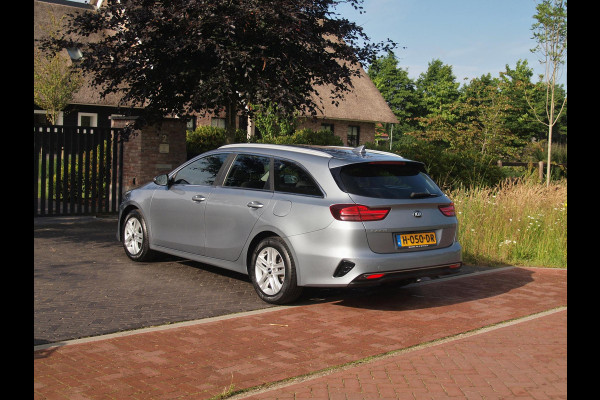 Kia Ceed Sportswagon 1.0 T-GDi DynamicLine | Trekhaak | Camera | Apple Carplay | DAB | NL-Auto |