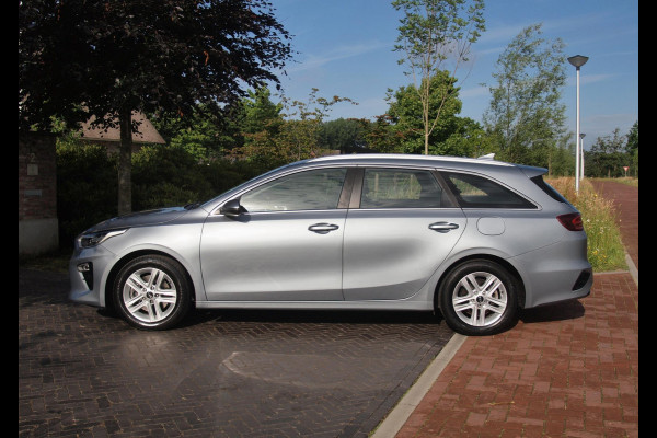 Kia Ceed Sportswagon 1.0 T-GDi DynamicLine | Trekhaak | Camera | Apple Carplay | DAB | NL-Auto |
