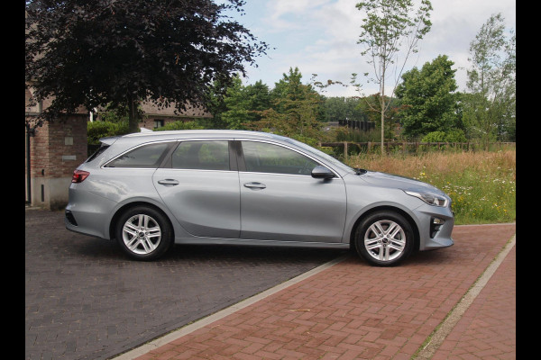 Kia Ceed Sportswagon 1.0 T-GDi DynamicLine | Trekhaak | Camera | Apple Carplay | DAB | NL-Auto |