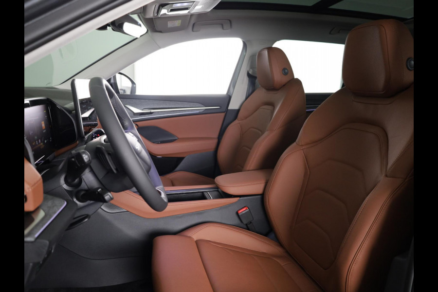 Škoda Kodiaq 1.5 TSI PHEV Business Edition Plus | Panoramadak | Trekhaak | Light & View | Adaptief onderstel | Canton Sound | Adaptive Cruise | Blind Spot |