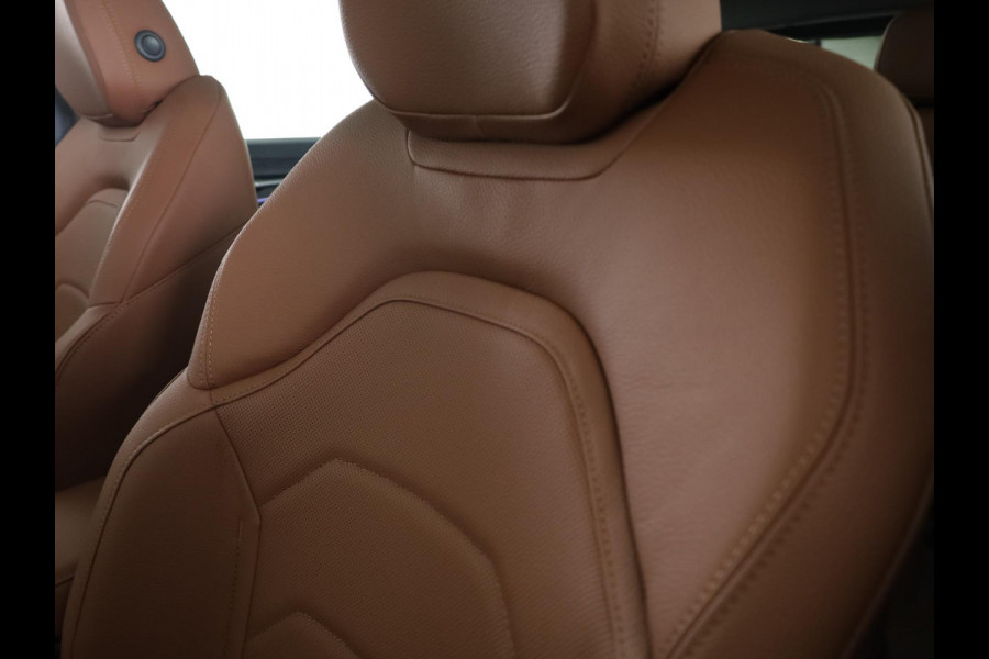 Škoda Kodiaq 1.5 TSI PHEV Business Edition Plus | Panoramadak | Trekhaak | Light & View | Adaptief onderstel | Canton Sound | Adaptive Cruise | Blind Spot |