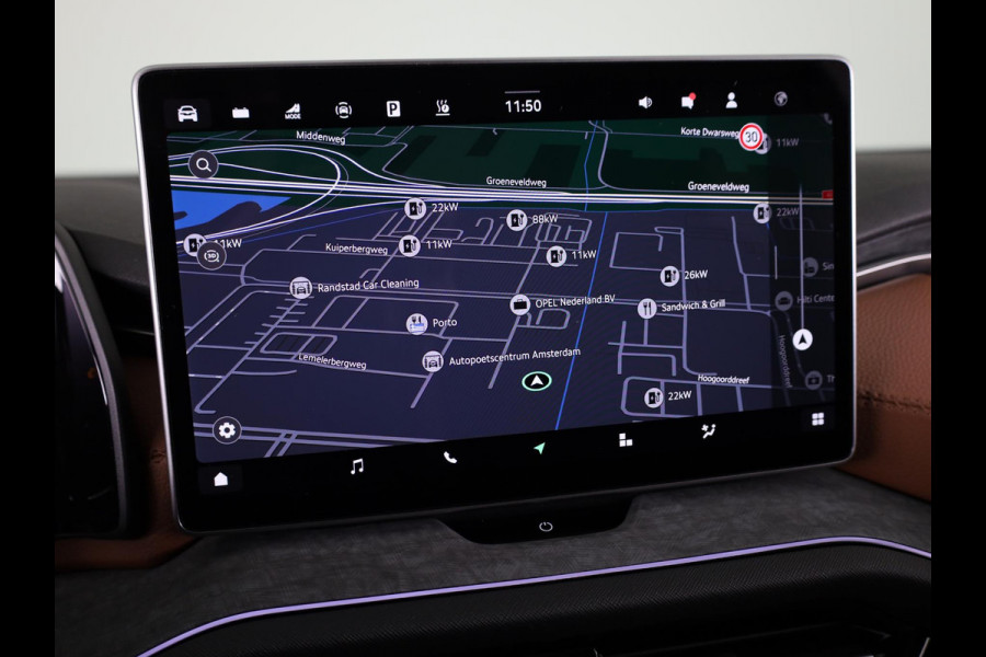 Škoda Kodiaq 1.5 TSI PHEV Business Edition Plus | Panoramadak | Trekhaak | Light & View | Adaptief onderstel | Canton Sound | Adaptive Cruise | Blind Spot |