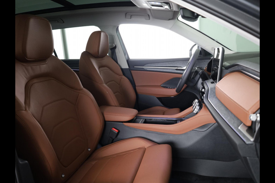 Škoda Kodiaq 1.5 TSI PHEV Business Edition Plus | Panoramadak | Trekhaak | Light & View | Adaptief onderstel | Canton Sound | Adaptive Cruise | Blind Spot |