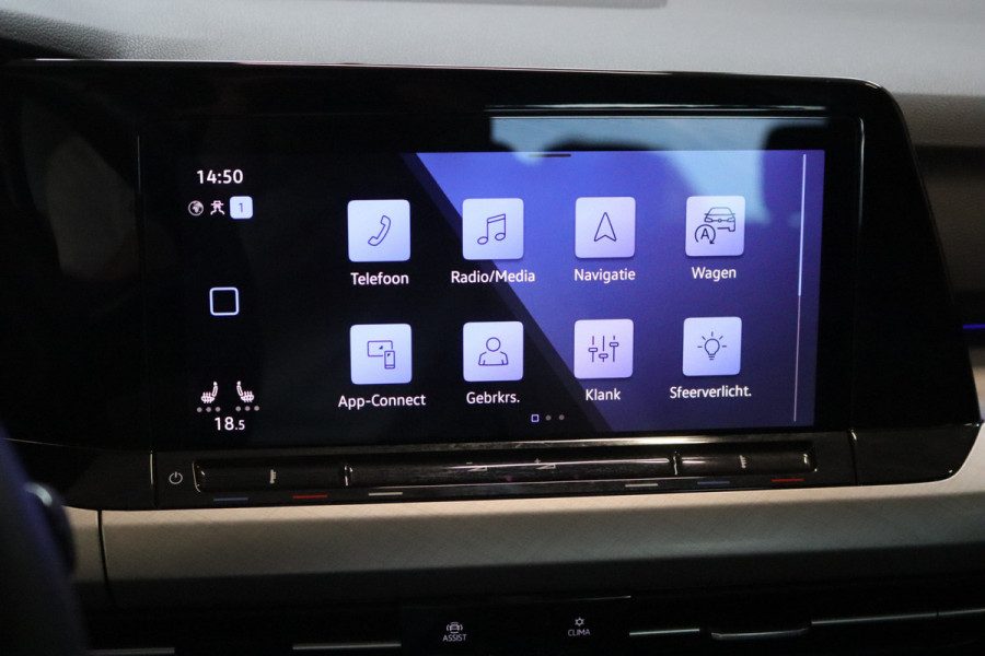 Volkswagen Golf 1.5 eTSI 150PK Style Automaat Navigatie/Camera/Adaptive-cruise/Head-up display