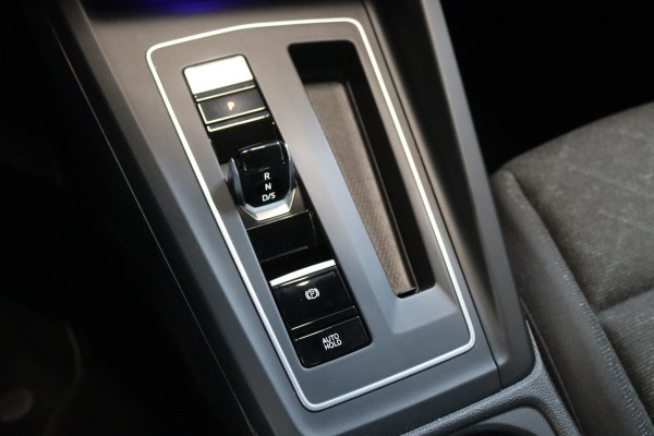 Volkswagen Golf 1.5 eTSI 150PK Style Automaat Navigatie/Camera/Adaptive-cruise/Head-up display