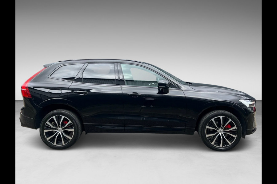 Volvo XC60 2.0 T8 AWD R-DESIGN BLACK-LINE BJ2023 455PK SOH 98,54% LUCHTVERING/ PANO/LEDER/H&K/H-UP/360CAM