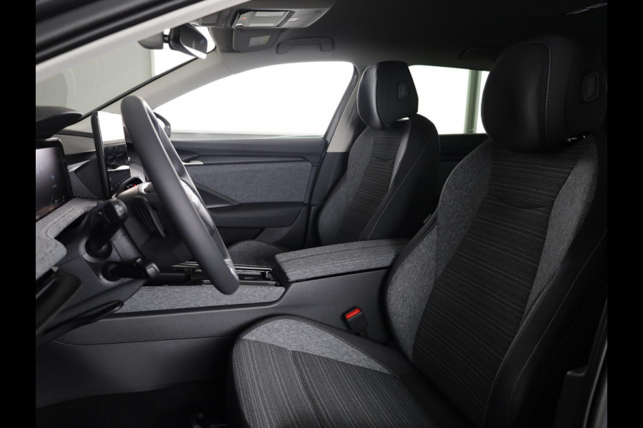 Škoda Superb 1.5 TSI PHEV Business Edition | Trekhaak | Keyless Entry | Elektr. achterklep | Stoelverwarming achterbank |