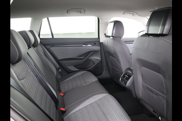 Škoda Superb 1.5 TSI PHEV Business Edition | Trekhaak | Keyless Entry | Elektr. achterklep | Stoelverwarming achterbank |