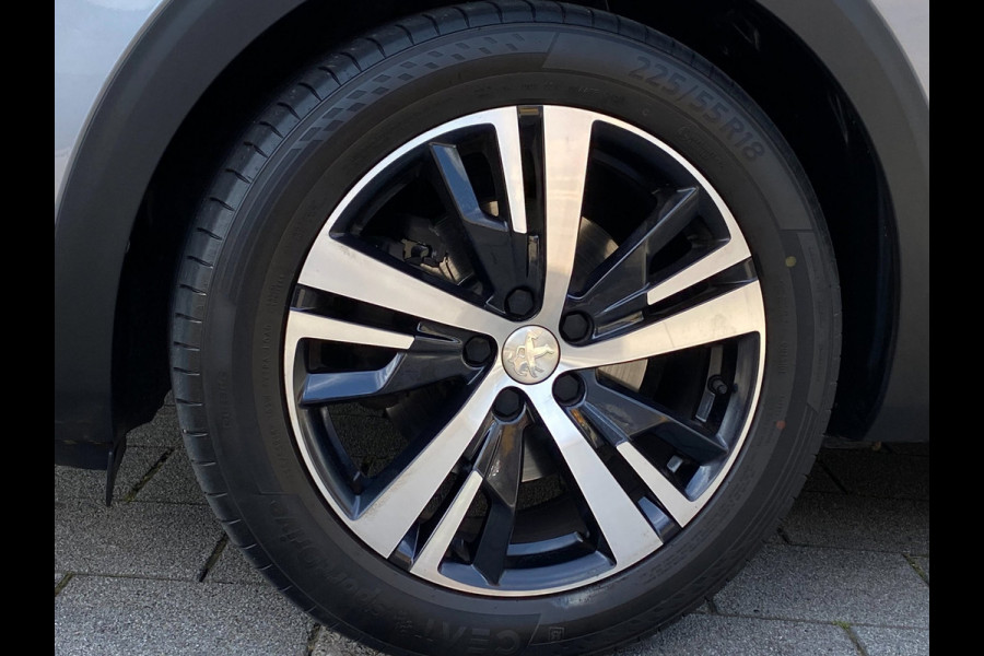 Peugeot 3008 1.2 PureTech Allure Pack 90.000KM - Navigatie / Apple Carplay I Airco I LED I DPC I Sport pakket I Dealer onderhouden
