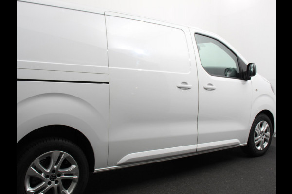 Opel Vivaro 2.0 L3 Automaat Apple Carplay /  Android Auto Parkeersensoren V+A Trekhaak Camera Navigatie Cruise Control LED koplampen houten afwerking laadruimte