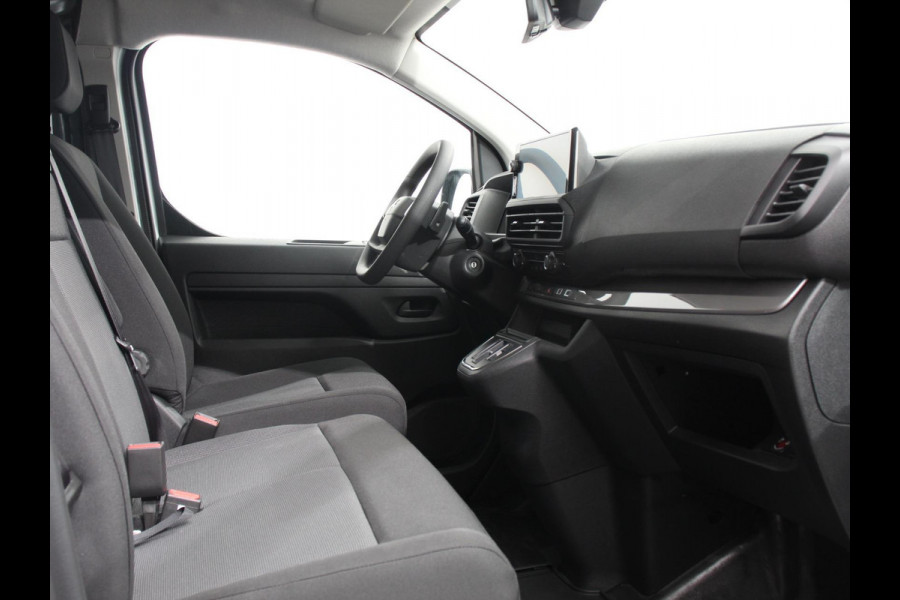 Opel Vivaro 2.0 L3 Automaat Apple Carplay /  Android Auto Parkeersensoren V+A Trekhaak Camera Navigatie Cruise Control LED koplampen houten afwerking laadruimte