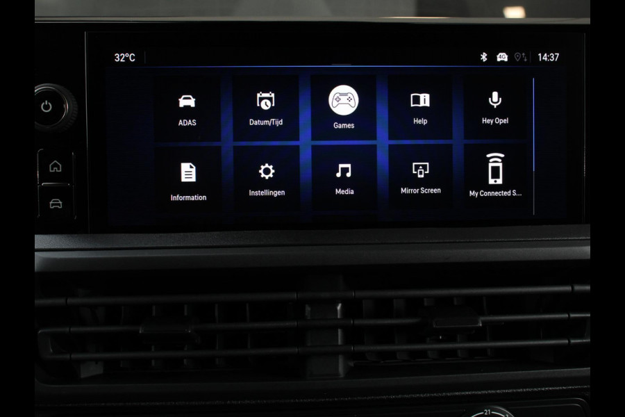 Opel Vivaro 2.0 L3 Automaat Apple Carplay /  Android Auto Parkeersensoren V+A Trekhaak Camera Navigatie Cruise Control LED koplampen houten afwerking laadruimte
