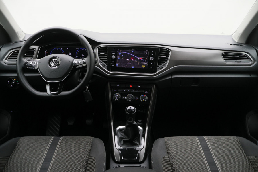 Volkswagen T-Roc 1.5 TSI Style Camera, ACC, Trekhaak, Apple Carplay, Climate, Lane Assist, PDC