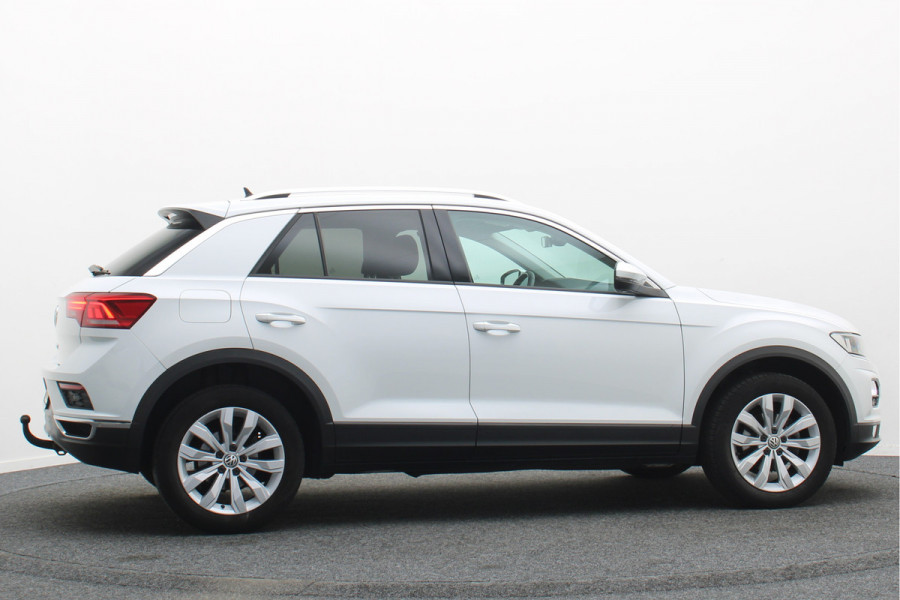 Volkswagen T-Roc 1.5 TSI Style Camera, ACC, Trekhaak, Apple Carplay, Climate, Lane Assist, PDC