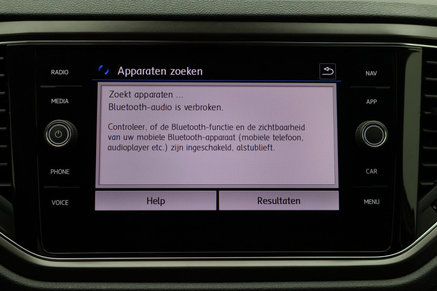 Volkswagen T-Roc 1.5 TSI Style Camera, ACC, Trekhaak, Apple Carplay, Climate, Lane Assist, PDC