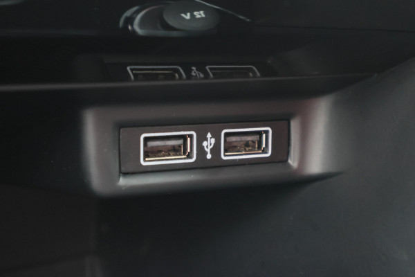 Volkswagen T-Roc 1.5 TSI Style Camera, ACC, Trekhaak, Apple Carplay, Climate, Lane Assist, PDC