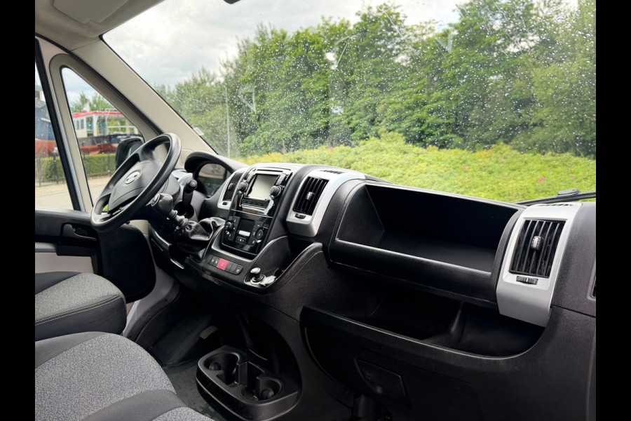 Fiat Ducato 30 2.3 MultiJet 130PK L1H1 AIRCO/ECC NAVIGATIE SCHUIFDEUR TREKHAAK