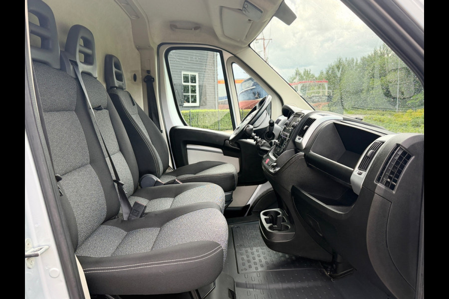 Fiat Ducato 30 2.3 MultiJet 130PK L1H1 AIRCO/ECC NAVIGATIE SCHUIFDEUR TREKHAAK