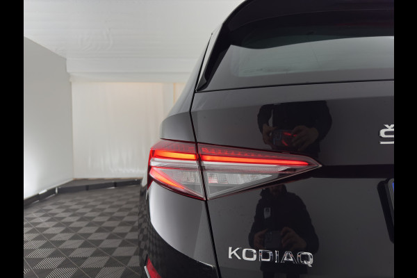 Škoda Kodiaq 1.5 TSI Business Edition (INCL-BTW) *LEATHER-FABRIC | FULL-LED | DIGI-COCKPIT | CAMERA | KEYLESS | DAB+ | NAVI-FULLMAP | SPORTSEATS | PRIVACY-GLASS | ECC | PDC | TOWBAR | CRUISE | 20''ALU*