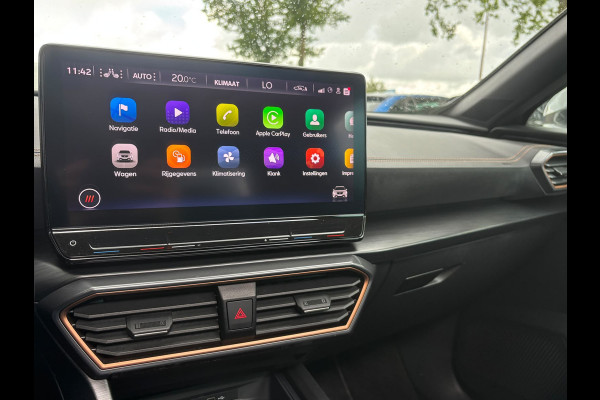 CUPRA Formentor 1.5 TSI Business Edition | Pano | Trekhaak | Apple Carplay | Sfeerverlichting | Stoel & Stuurverwarming
