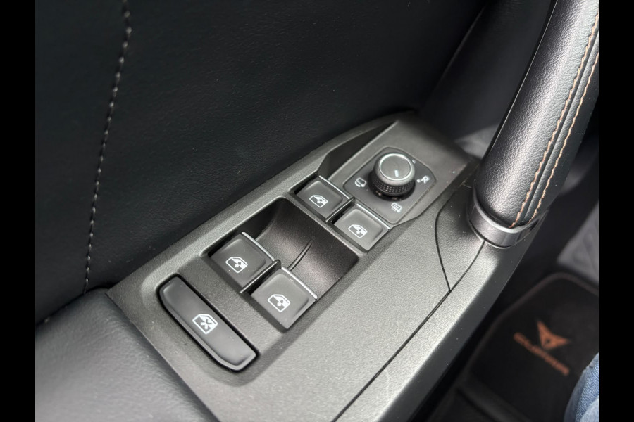 CUPRA Formentor 1.5 TSI Business Edition | Pano | Trekhaak | Apple Carplay | Sfeerverlichting | Stoel & Stuurverwarming