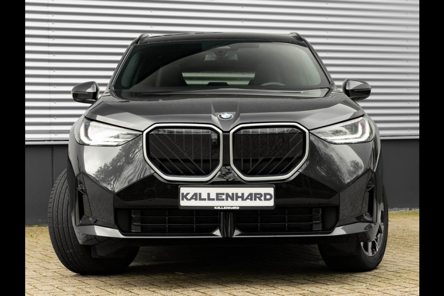 BMW X3 30e xDrive - M-Sport - Pano - Trekhaak - ACC - Head-up