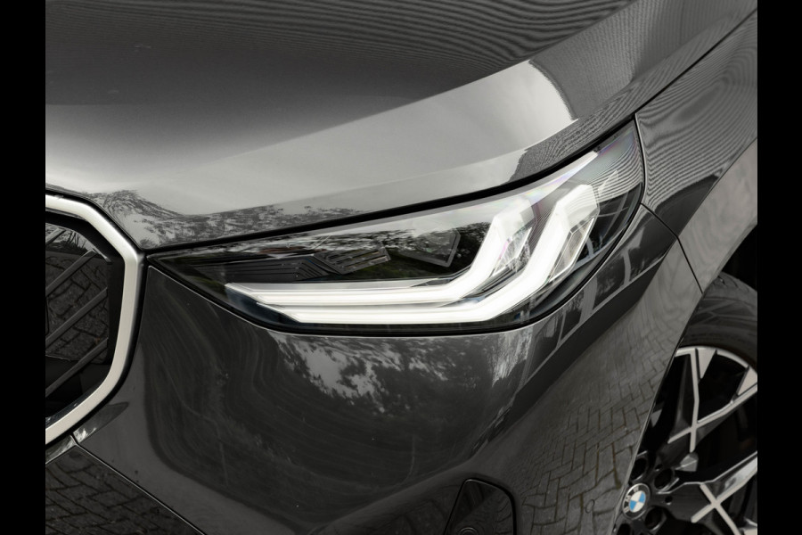 BMW X3 30e xDrive - M-Sport - Pano - Trekhaak - ACC - Head-up
