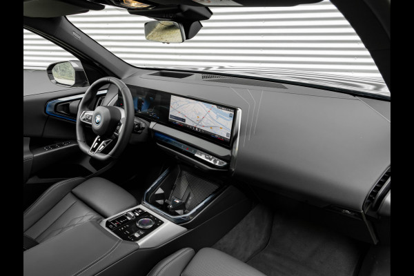 BMW X3 30e xDrive - M-Sport - Pano - Trekhaak - ACC - Head-up