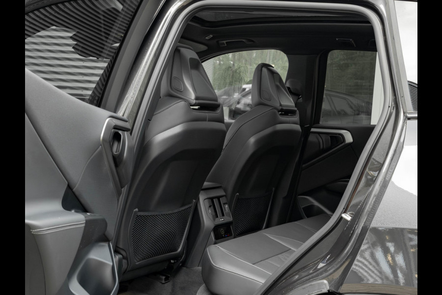 BMW X3 30e xDrive - M-Sport - Pano - Trekhaak - ACC - Head-up