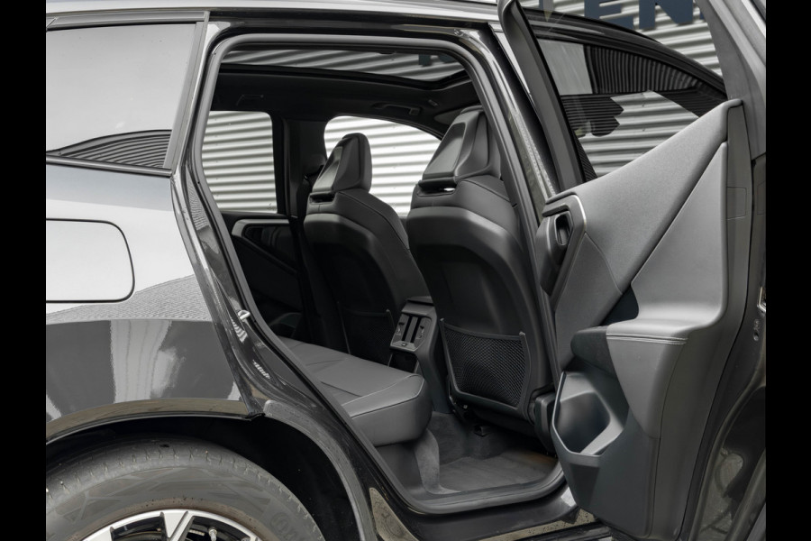BMW X3 30e xDrive - M-Sport - Pano - Trekhaak - ACC - Head-up