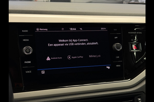 Volkswagen Polo 1.0 TSI Highline CarPlay LED
