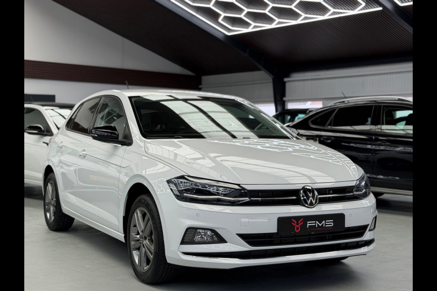 Volkswagen Polo 1.0 TSI Highline CarPlay LED