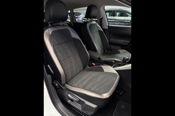 Volkswagen Polo 1.0 TSI Highline CarPlay LED