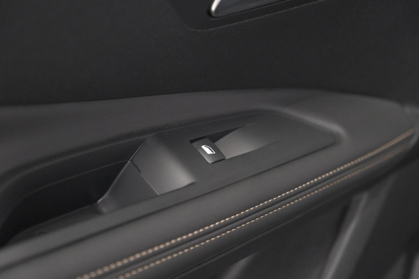 Peugeot 3008 PureTech 130 EAT8 GT | Camera | Dodehoekdetectie | Adaptieve Cruise Control