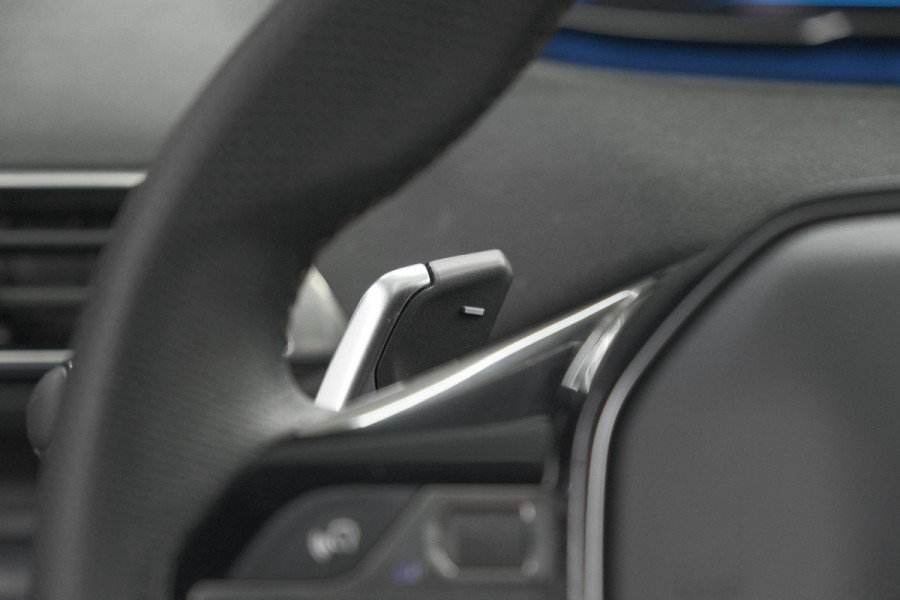 Peugeot 3008 PureTech 130 EAT8 GT | Camera | Dodehoekdetectie | Adaptieve Cruise Control