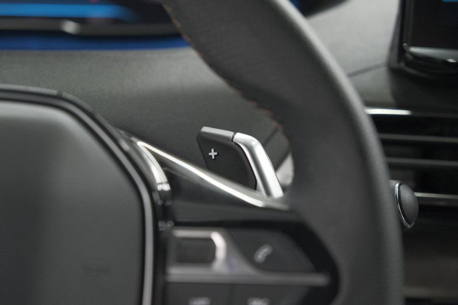 Peugeot 3008 PureTech 130 EAT8 GT | Camera | Dodehoekdetectie | Adaptieve Cruise Control