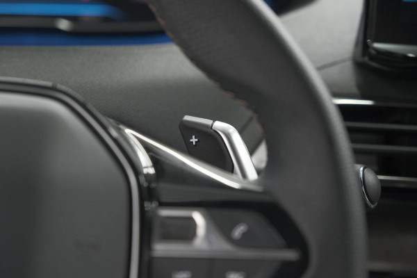 Peugeot 3008 PureTech 130 EAT8 GT | Camera | Dodehoekdetectie | Adaptieve Cruise Control