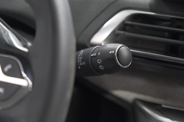 Peugeot 3008 PureTech 130 EAT8 GT | Camera | Dodehoekdetectie | Adaptieve Cruise Control