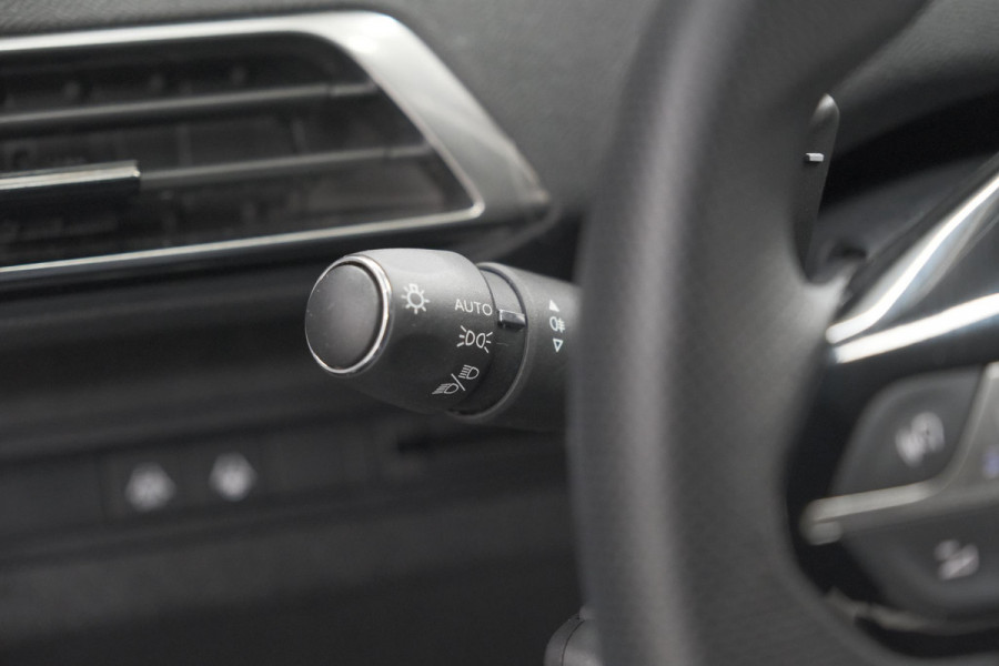Peugeot 3008 PureTech 130 EAT8 GT | Camera | Dodehoekdetectie | Adaptieve Cruise Control